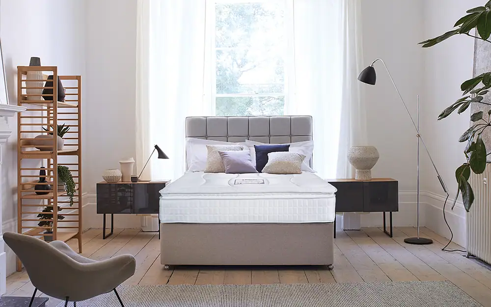 Sleepeezee Luxury Cool 3000 Pocket Pillow Top Mattress